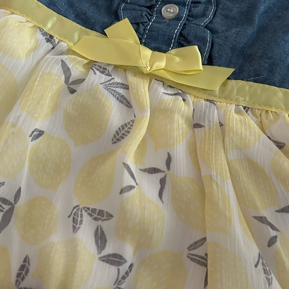 3-6 month old Denim Jean dress with attached yellow lemon pattern skirt - Picture 5 of 9